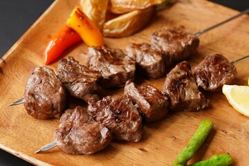 牛肉ヘレ　サイコロステーキ　串　BBQ