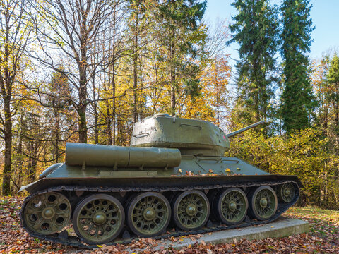 Historic tank and cannon from the Second World War on display in front of the observation tower in Vy&scaron;n&yacute; Kom&aacute;rnik.