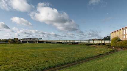 Obraz premium Lauenburger Elbbrücke
