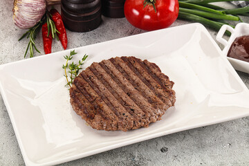 Grilled minced beef burger cutlet