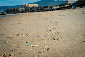 Plastikmüll am Strand in Portugal