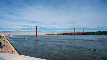 Ponte 25 de Abril in Lissabon