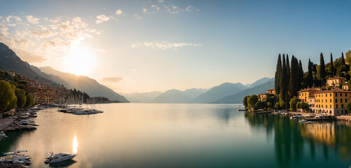Fototapeta premium Breathtaking Views of Lake Bled’s Church Island and Castle.