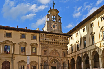 Obraz premium Arezzo, Piazza Grande e Palazzo della Fraternita dei Laici - Toscana