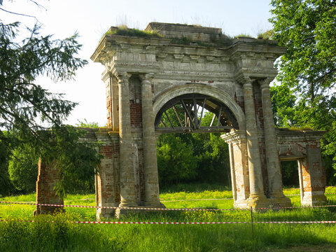 Ruins of Ekaterina Dashkova estate, Troitskoye, Kaluga region
