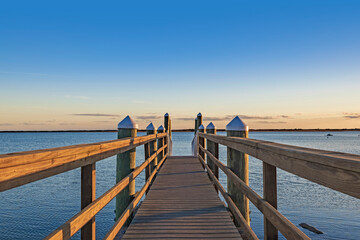 Obraz premium pier at sunset