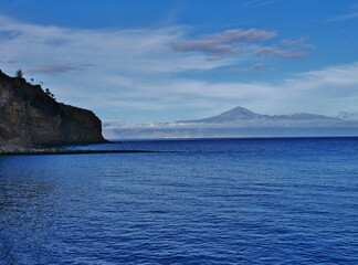 Teide hinter Wolken Blick von La Gomera