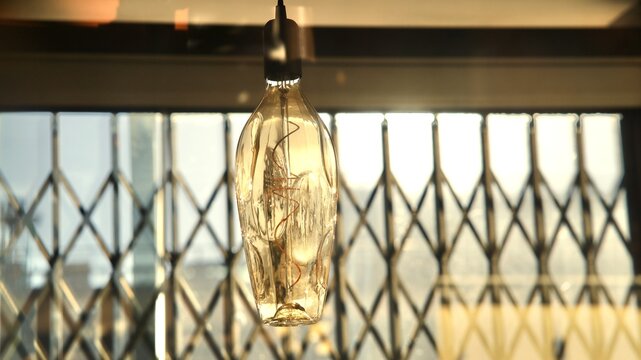 Ampoule Lumi&egrave;re Lampe Metals  Lampadaire 