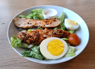 Roasted chicken salad with eggs