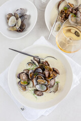 Fennelsoup with Pernod & vongole