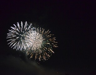 Fototapeta premium fireworks in the japan's sky 