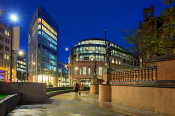 Beautiful architecture of city center in Leeds at night, United Kingdom.