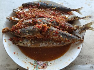 photo of spicy fish in a plate