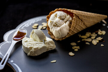 Almond vanilla ice cream