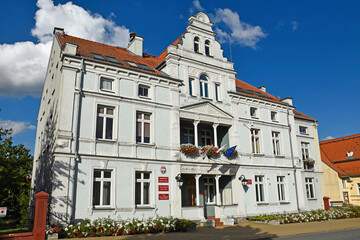 The town hall building in Dobre Miasto, Poland