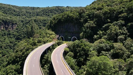 Tunel na rota do sol, Rio Grande do Sul Brasil