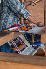 Making atresanal rug in Teotitlán, Oaxaca