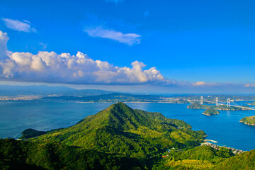 亀老山展望公園からの眺望・来島海峡大橋（愛媛県・今治市）
