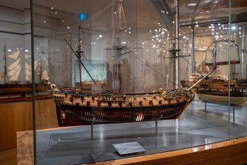 Naklejka premium Model ships at the Art Gallery of Ontario. Toronto, Canada - November 3, 2024.