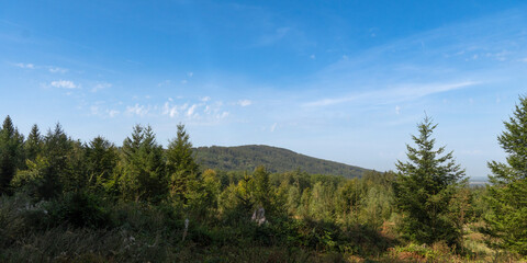Der Valtenberg mit Hohwald in der Oberlausitz