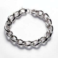 Obraz premium Polished Perfection The Essential Silver Chain Bracelet