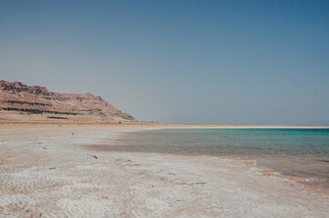 Das Tote Meer in Israel – Eine einzigartige Salzwasserlandschaft und Wüstenoase