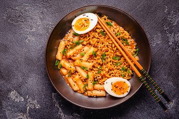 Spicy Rapokki - Korean tteokbokki rice cake and ramen noodle.