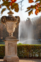 Naklejka premium fountain in the park