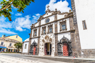 Fototapeta premium A view towards the entrance to the Main Church of San Sebastian in Ponta Delgada on the island of Sao Miguel in the Azores in summertime