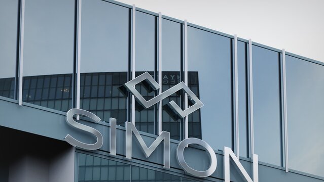 Austin, USA - June 17, 2021 Simon Property Group only editorial Stock information on the logo of the office facade