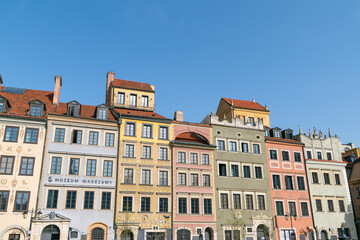 Fototapeta premium Warsaw's Old Town Market Place. the center of Warsaw, Poland. Beautiful colorful building facades.