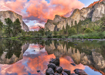 Yosemite valley sunset