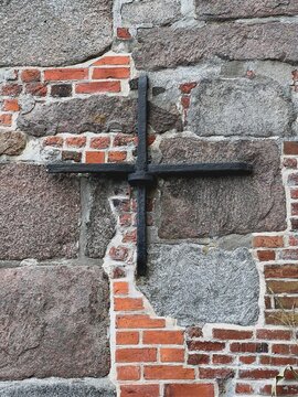 Maueranker in einer sehr alten Fassade 