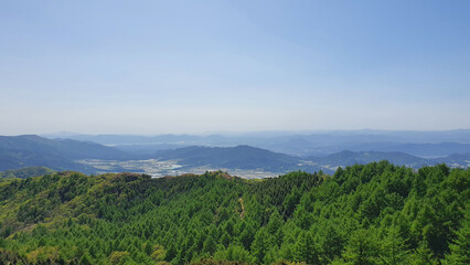 한국 지리산에서 바라본 산등선