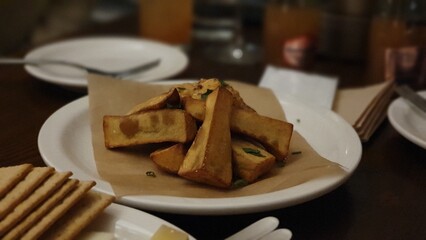 달콤한 고구마 맛탕 한 접시