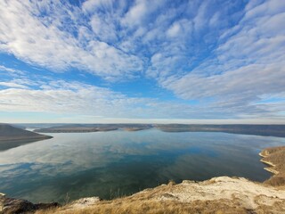 Fototapeta premium lake and clouds