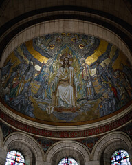 Obraz premium Ornate Religious Mosaic in Historic Church Interior