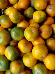 lemons on the market