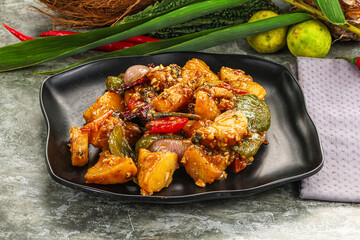 Potato with bell pepper and gravy