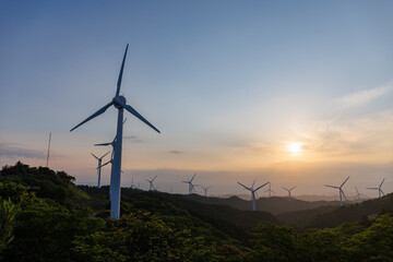 風力発電_夕景_青山ウィンドファーム_7月