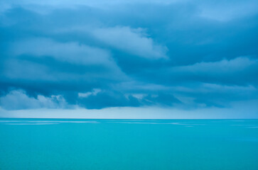 Obraz premium Orage de grêle sur le lac Léman
