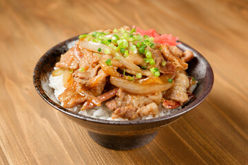 豚バラ丼