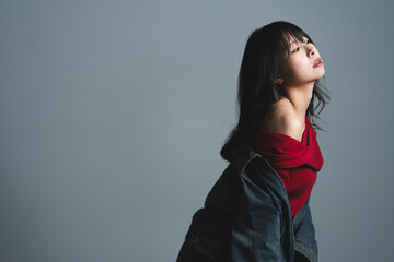 クールな女性