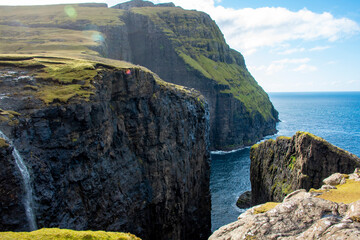 Asmundarstakkur Sea Cliffs - Faroe Islands