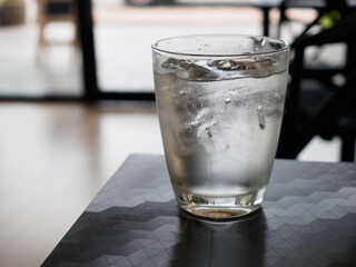 Cold drinking water with ice