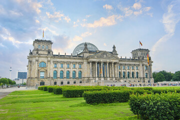 Fototapeta premium Reichstag building, seat of the German Parliament (Deutscher Bundestag) in Berlin, Germany