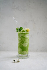 Pineapple green smoothie with Kale