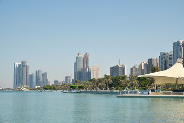 Fototapeta premium Abu Dhabi Skyline, United Arab Emirates