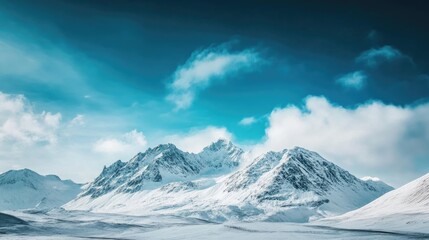 Obraz premium Majestic Aurora Sky over Snow-covered Mountains. Arctic Beauty Landscape