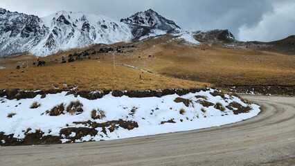 mountain travel and tourism in Nevado de Toluca volcano